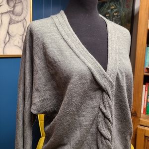 New York & Company Grey V Neck Sweater Size S